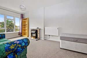 Side- click for photo gallery